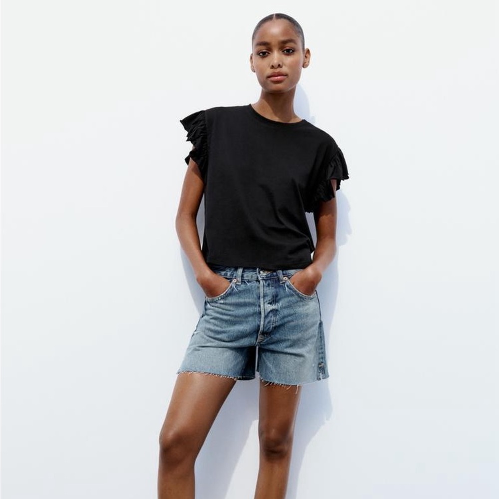 Ruffled cotton top